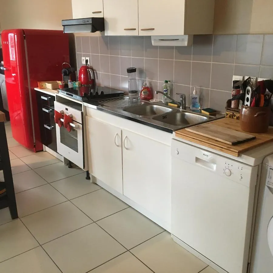 Balma Vidailhan-Logement 4 Personnes-Parking - Petit Dejeuner-Balcon-Wifi Homestay